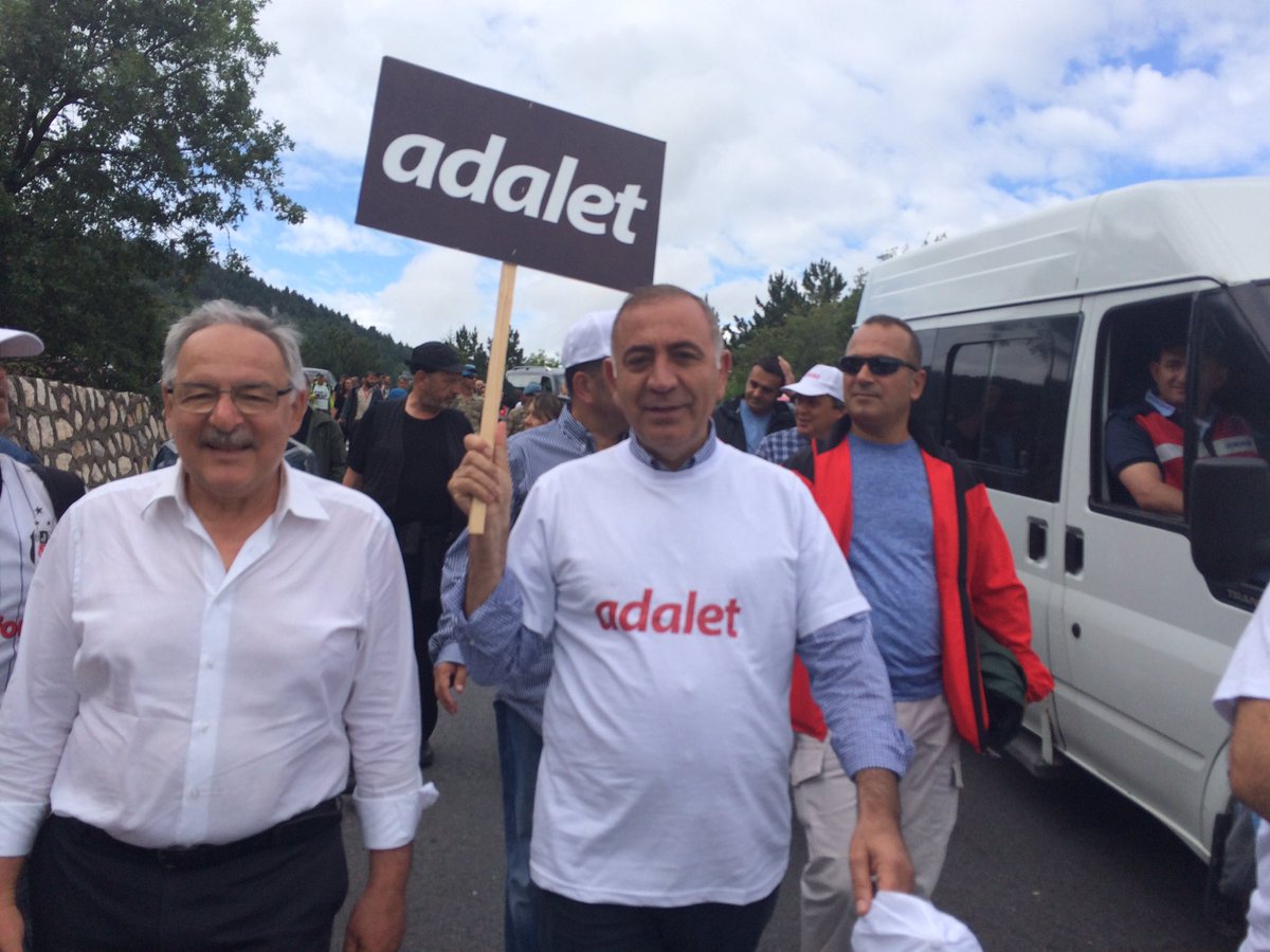 GÜRSEL TEKİN’DEN NOKTA TESPİTLER,NEREDE YOLSUZLUK VARSA ORADA YOKSULLUK VARDIR