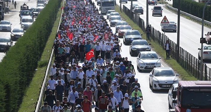 BUNU DA YAPTILAR,ADALET YÜRÜYÜŞÜNE FOTO MONTAJLI ALGI OPERASYONU