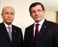 MHP’DEN DAVUTOĞLU’NA;”OKYANUS ÖTESİNDE HAYATİ DEVLET MESELELERİNİ DE GÖRÜŞTÜNÜZ MÜ?..”