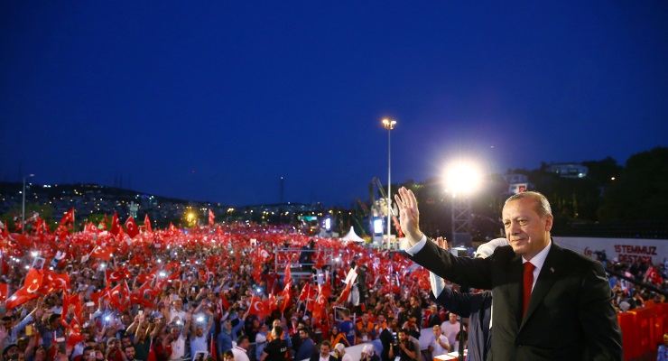 ERDOĞAN KÖPRÜDE KONUŞTU,HEDEFİNDE KILIÇDAROĞLU VARDI;”O GECE TANKLARIN KORUMASI ALTINDA..”