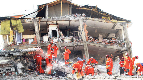 CHP’DEN CAN SIKAN SORU,DEPREM İÇİN TOPLANAN 60 MİLYAR NEREDE?