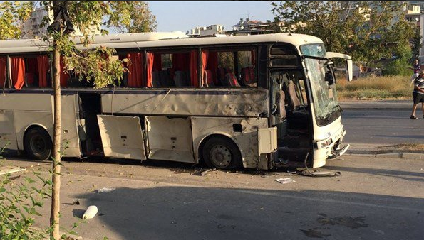 İZMİR’DE BOMBALI SALDIRI,ÇOK SAYIDA YARALI VAR