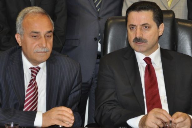 BAKAN FAKIBABA’DAN SUÇ DUYURUSU GİBİ AÇIKLAMA,BENDEN ÖNCE YOLSUZLUKLAR VARMIŞ