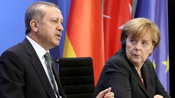 MERKEL,TÜRKLER ALMANYA’YA SEYAHAT EDEBİLİR,ÜLKEMİZDE GAZETECİLER TUTUKLANMIYOR