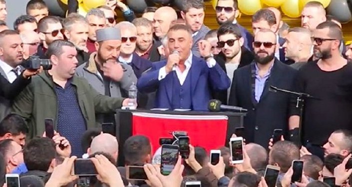 SEDAT PEKER,BİZ VATANIN FEDAİLERİYİZ,SİLAHLANIN KARDEŞLERİM DEDİ,TAKİPSİZLİK VERİLDİ