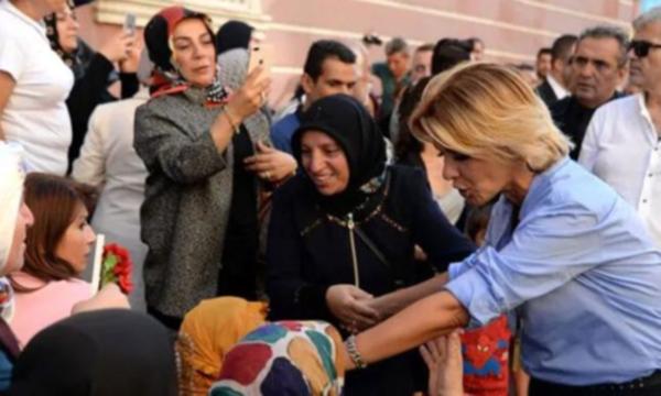 GÜLBEN ERGEN’E ÇORLU TREN FACİASINDA OĞLUNU KAYBEDEN ANNEDEN TEPKİ