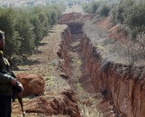 KİMİN GÜVENLİ BÖLGESİ? YPG HENDEK KAZIP,HAZIRLIK YAPIYOR