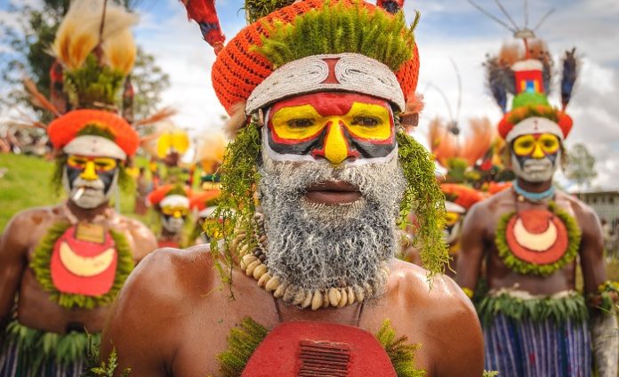 HAYALDİ GERÇEK OLDU!PAPUA YENİ GİNE PARASI TL’Yİ GEÇTİ