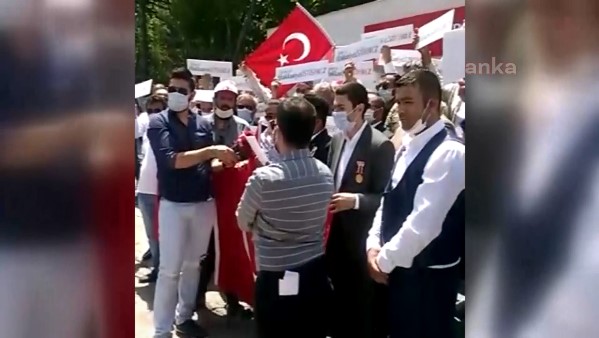 15 TEMMUZ GAZİLERİ VERİLMEYEN PARALARI İÇİN SOKAĞA ÇIKTI