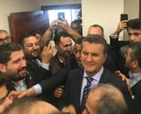 SARIGÜL TDH’Yİ PARTİLEŞTİRİP,SİYASET SAHNESİNE DÖNÜYOR