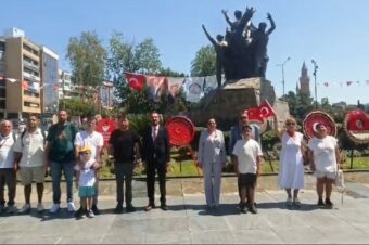 BAĞIMSIZ TÜRKİYE PARTİSİ ZAFER BAYRAMINI KUTLADI