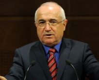 CEMİL ÇİÇEK,”İSTİFA DEMOKRATİK ÜLKELERDE VAR”