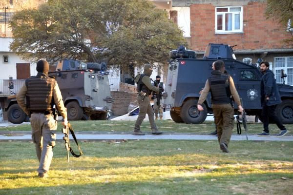 DİYARBAKIR MERKEZDE ÇATIŞMA,3 PKK’LI ÖLDÜRÜLDÜ