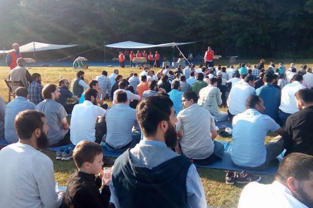 IŞİD’İN TORPİLİ KİM?İSTANBUL’DA TOPLU BAYRAM NAMAZI