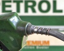 Petrol fiyatları düştü gözler Türkiye’de