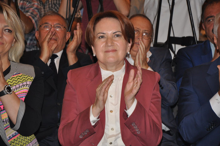 AKŞENER,ERDOĞAN KORKUSU YÜZÜNDEN PARTİ BİNASI BULAMADIK