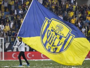 ANKARAGÜCÜ ZİRVEDE BANA YER AÇIN DİYOR