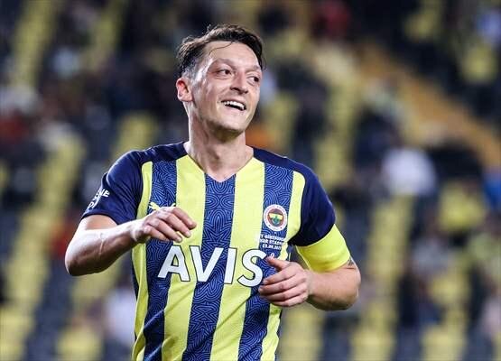 RÜZGAR GİBİ GEÇTİ;MESUT ÖZİL BAŞAKŞEHİR’DE