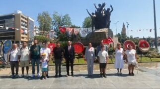 BAĞIMSIZ TÜRKİYE PARTİSİ ZAFER BAYRAMINI KUTLADI