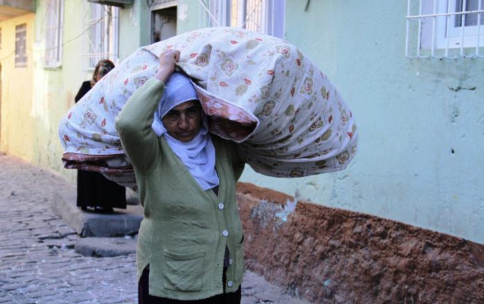 ÇATIŞMALARDAN SONRA SUR HARABELERİ,DEHŞETE DÜŞÜREN KARELER