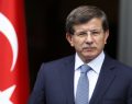 DAVUTOĞLU BASINA AHLAK DERSİ VERDİ