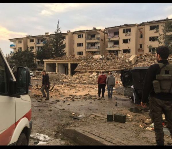 NUSAYBİN’DE BOMBALI SALDIRI,2 POLİS ŞEHİT 14 YARALI